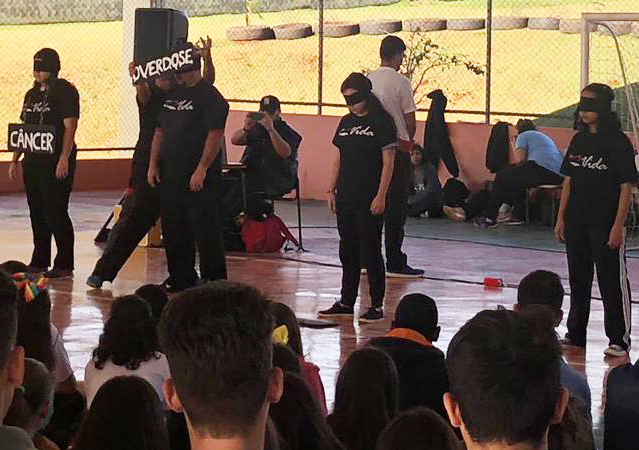 ESTUDANTES PARTICIPAM DE ATIVIDADES DE VALORIZAÇÃO DA VIDA