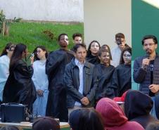 POESIA E ARTE VALORIZAM COMUNIDADE ESCOLAR E FACILITAM A APRENDIZAGEM