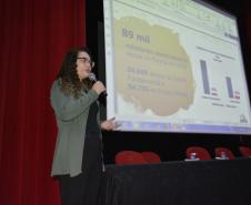EVENTO COM GESTORES MARCA LANÇAMENTO DO PROGRAMA PRESENTE NA ESCOLA

