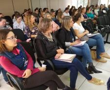 PROFESSORES ESTUDAM DISTÚRBIOS DE APRENDIZAGEM E DISLEXIA