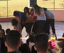 ESTUDANTES PARTICIPAM DE ATIVIDADES DE VALORIZAÇÃO DA VIDA 