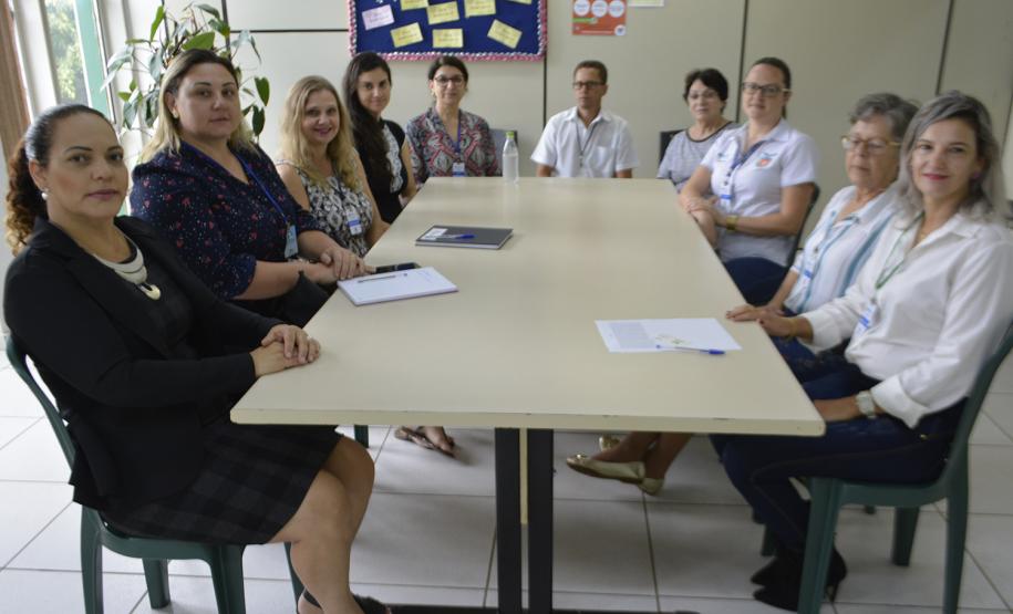 NRE REPASSA DOAÇÃO DE PAPÉIS PARA PROVOPAR NRE REPASSA DOAÇÃO DE PAPÉIS PARA PROVOPAR