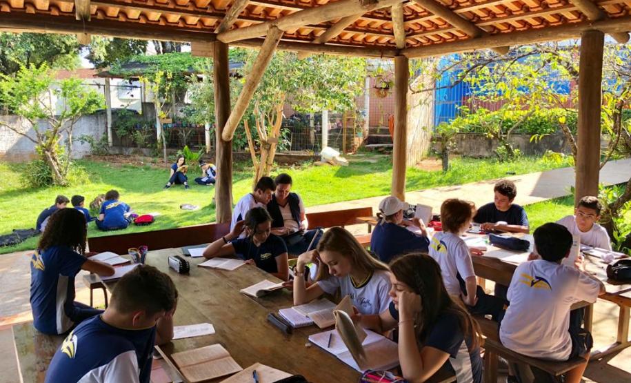 Das palavras para a vida: Projeto faz estudantes mergulharem na leitura Das palavras para a vida: Projeto faz estudantes mergulharem na leitura