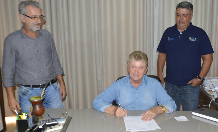 CAFELÂNDIA SEDIARÁ MACRORREGIONAL DOS JOGOS ESCOLARES DO PARANÁ CAFELÂNDIA SEDIARÁ MACRORREGIONAL DOS JOGOS ESCOLARES DO PARANÁ