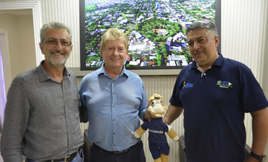 CAFELÂNDIA SEDIARÁ MACRORREGIONAL DOS JOGOS ESCOLARES DO PARANÁ CAFELÂNDIA SEDIARÁ MACRORREGIONAL DOS JOGOS ESCOLARES DO PARANÁ