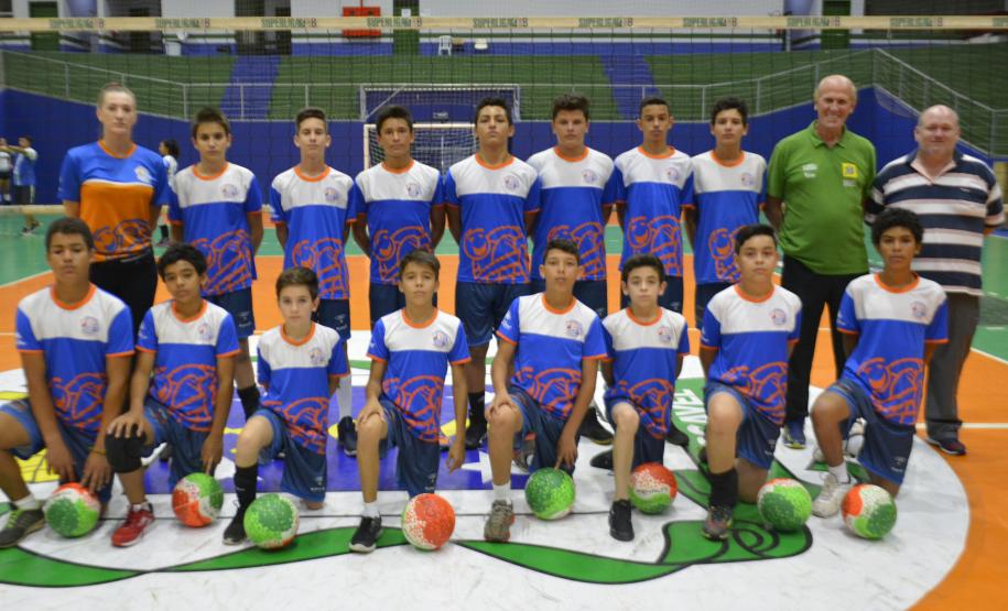 CE SÃO CRISTÓVÃO REPRESENTARÁ CASCAVEL NO PARANAENSE DE VÔLEI CE SÃO CRISTÓVÃO REPRESENTARÁ CASCAVEL NO PARANAENSE DE VÔLEI