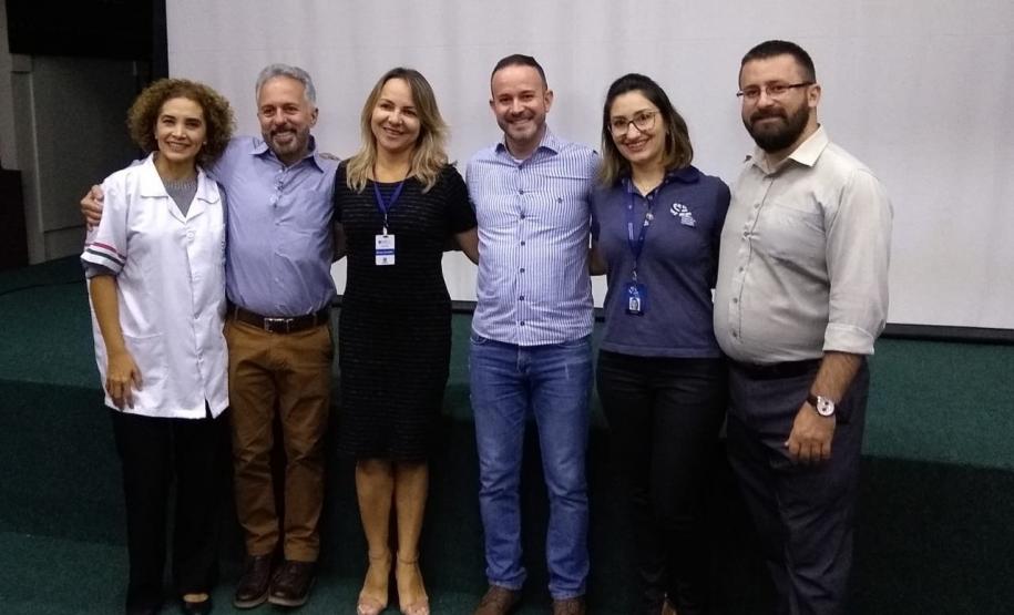 PSICÓLOGOS DEBATEM ATUAÇÃO ESCOLAR/EDUCACIONAL. PSICÓLOGOS DEBATEM ATUAÇÃO ESCOLAR/EDUCACIONAL.