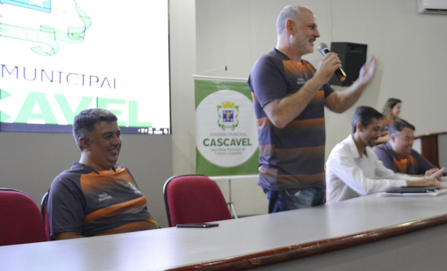 SESSÃO PRELIMINAR DEFINE FASE MUNICIPAL DOS JOGOS ESCOLARES