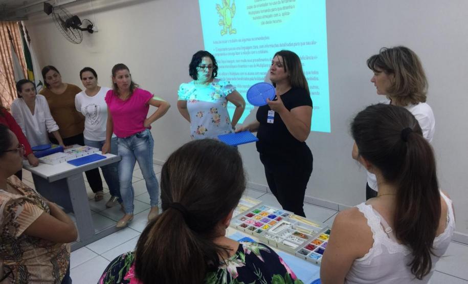 CURSO ABORDA PRÁTICAS DE ENSINO PARA DEFICIENTES VISUAIS CURSO ABORDA PRÁTICAS DE ENSINO PARA DEFICIENTES VISUAIS