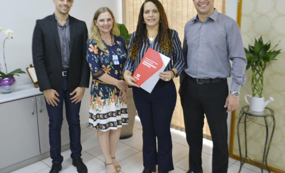 NRE FIRMA MAIS UMA PARCERIA COM UNIVERSIDADE NRE FIRMA MAIS UMA PARCERIA COM UNIVERSIDADE