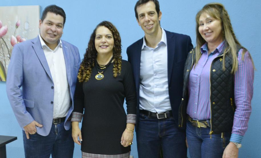 SECRETÁRIO DE ESTADO DA EDUCAÇÃO VISITA CASCAVEL SECRETÁRIO DE ESTADO DA EDUCAÇÃO VISITA CASCAVEL