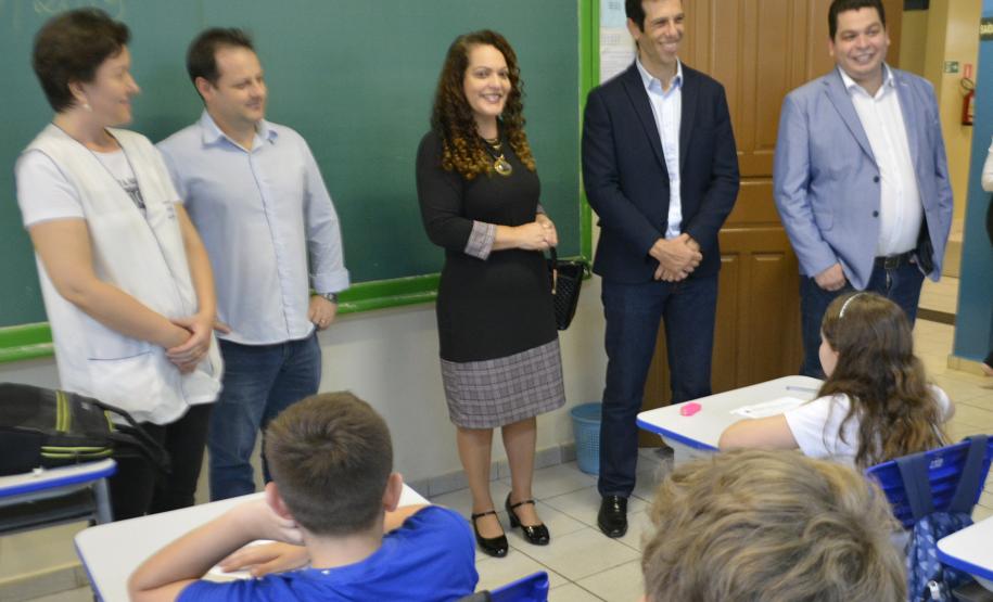 SECRETÁRIO DE ESTADO DA EDUCAÇÃO VISITA CASCAVEL SECRETÁRIO DE ESTADO DA EDUCAÇÃO VISITA CASCAVEL