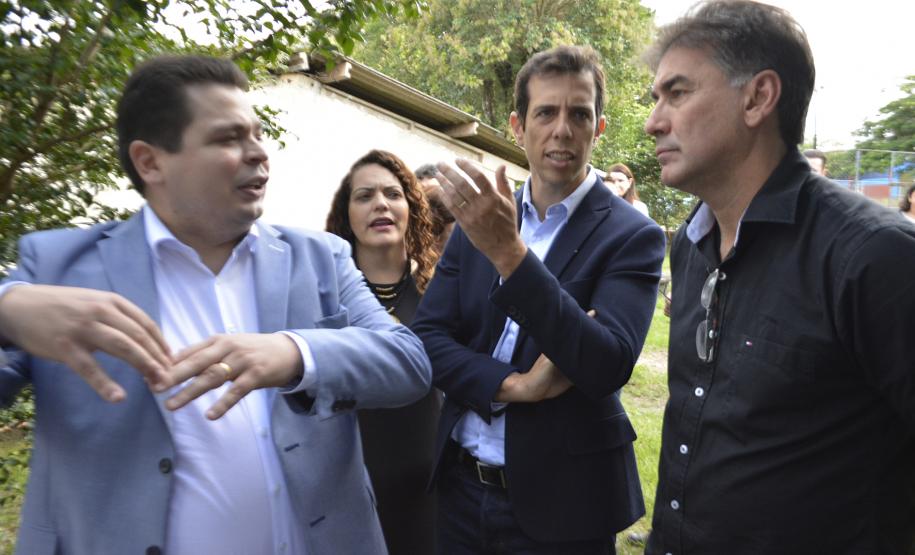 SECRETÁRIO DE ESTADO DA EDUCAÇÃO VISITA CASCAVEL SECRETÁRIO DE ESTADO DA EDUCAÇÃO VISITA CASCAVEL