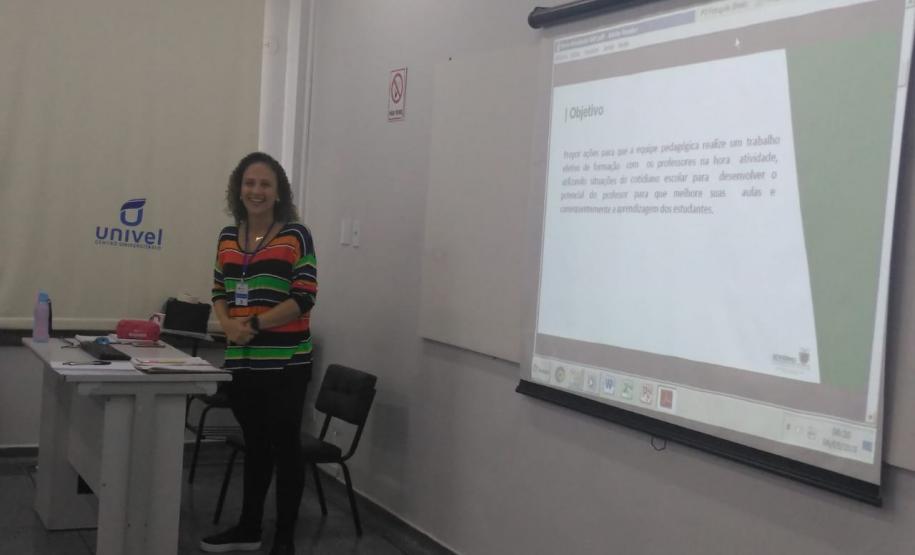 GESTORES ESCOLARES PARTICIPAM DE FORMAÇÃO CONTINUADA GESTORES ESCOLARES PARTICIPAM DE FORMAÇÃO CONTINUADA