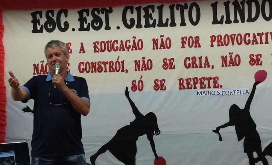 CE CIELITO LINDO COMEMORA 3º ANO DE EDUCAÇÃO EM TEMPO INTEGRAL CE CIELITO LINDO COMEMORA 3º ANO DE EDUCAÇÃO EM TEMPO INTEGRAL